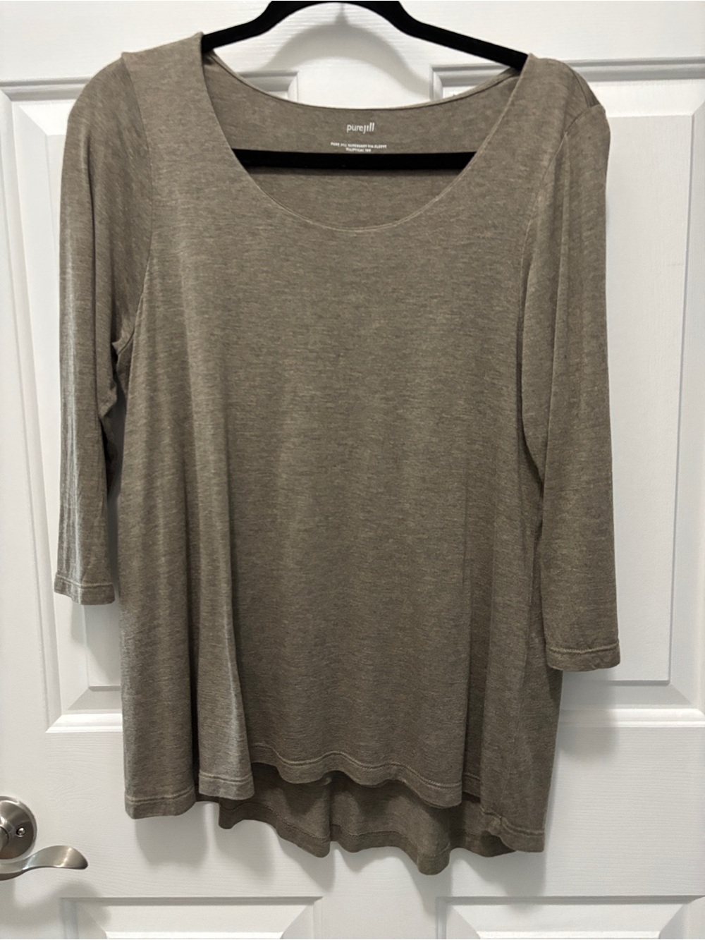 J jill Scoop Neck 3/4 Sleeve Tunic Top in Olive Taupe